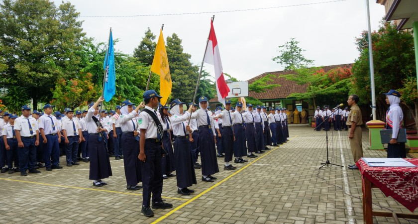 Pelantikan Pengurus OSIS Masa Bhakti 2024/2025